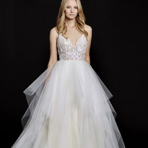 Hayley Paige Wedding Dress